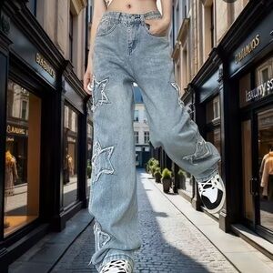 Stylish Gray Star-Patterned Women's Jeans